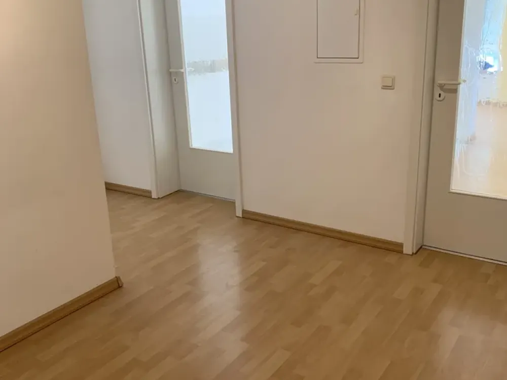 Attraktive 2-Zimmer-Wohnung mit Wintergarten und Balkon in Eckental, Forth Eckental