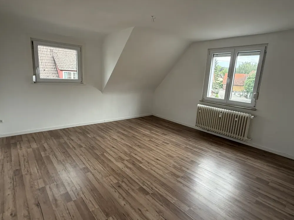 Very large 5.5-room apartment with roof terrace and garage