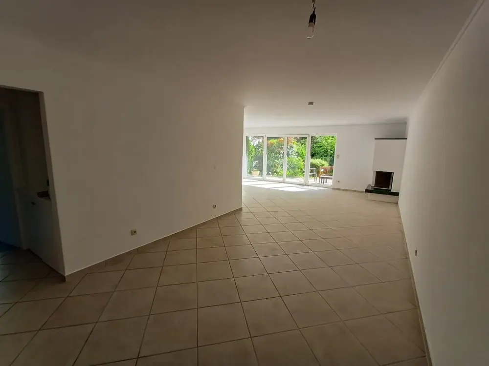 Tolle Wohnung mit Süd-West-Terrasse in Waldtrudering