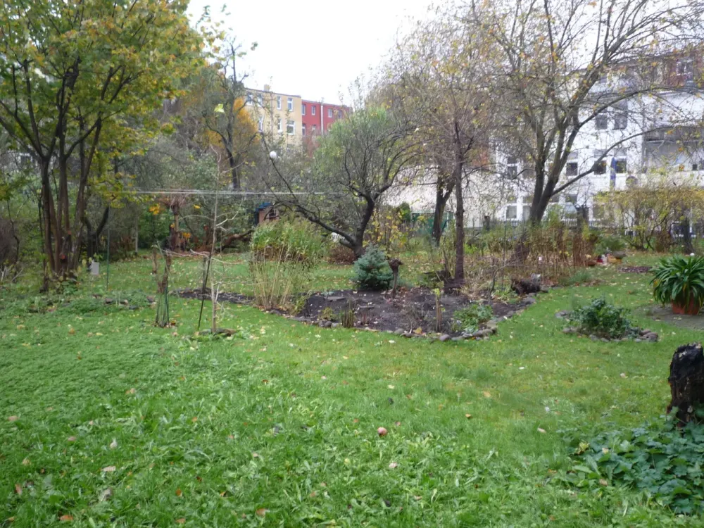 01.12.26 frei- Fritz- Reuter- Straße/ KTV- mit Balkon und Blick in den Garten