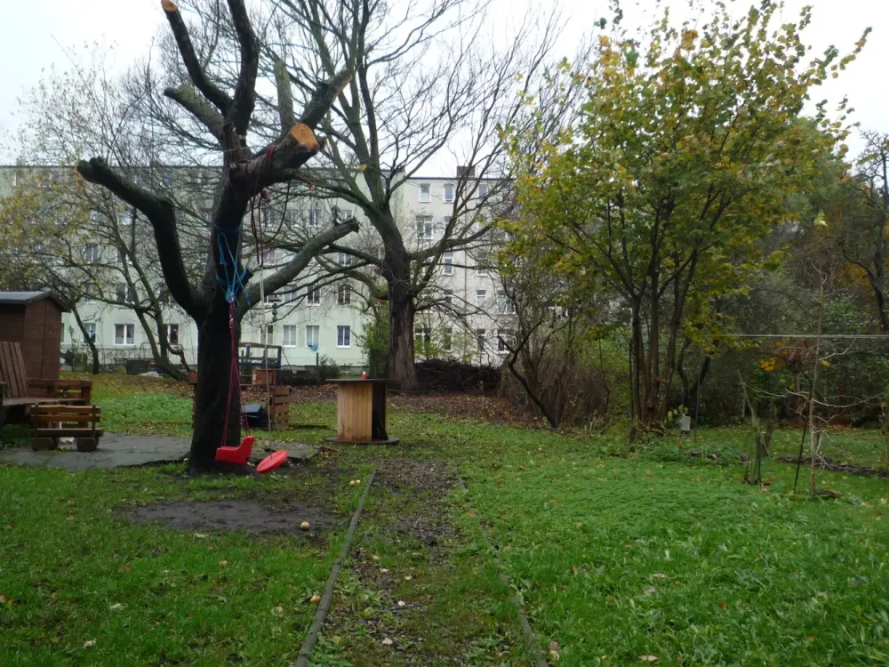 01.12.26 frei- Fritz- Reuter- Straße/ KTV- mit Balkon und Blick in den Garten