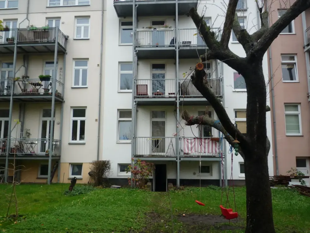 01.12.26 frei- Fritz- Reuter- Straße/ KTV- mit Balkon und Blick in den Garten