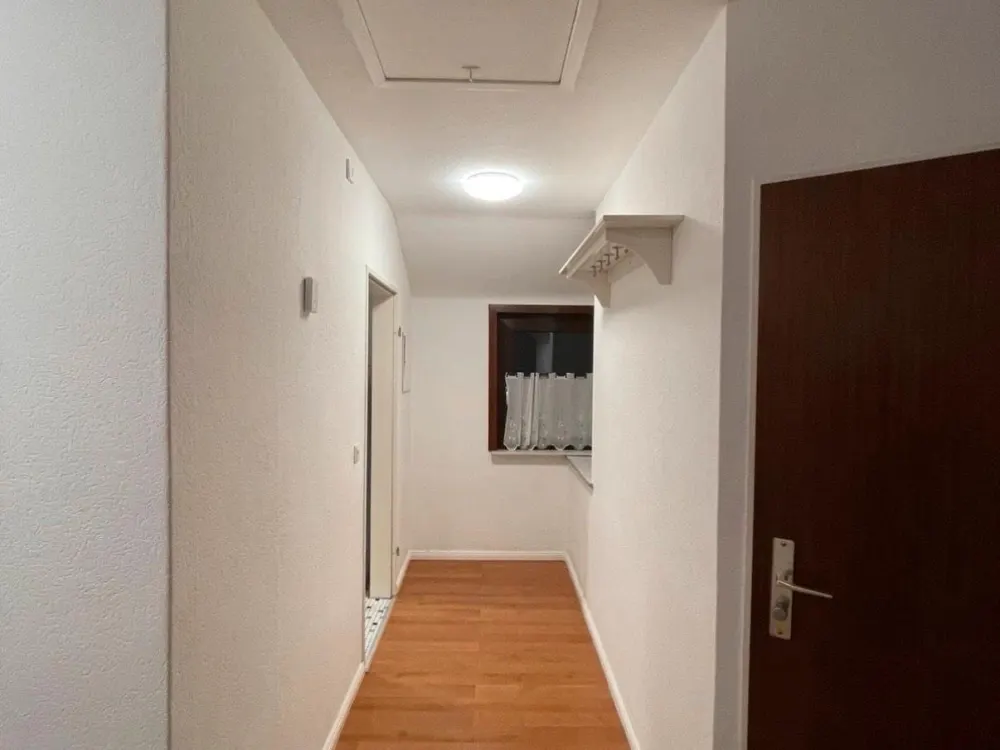 5 Zimmer Dachgeschosswohnung/Monteurswohnung