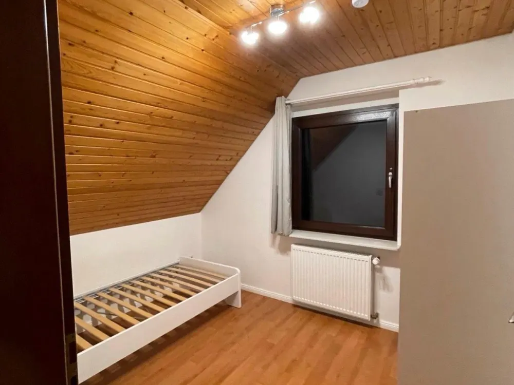 5 Zimmer Dachgeschosswohnung/Monteurswohnung