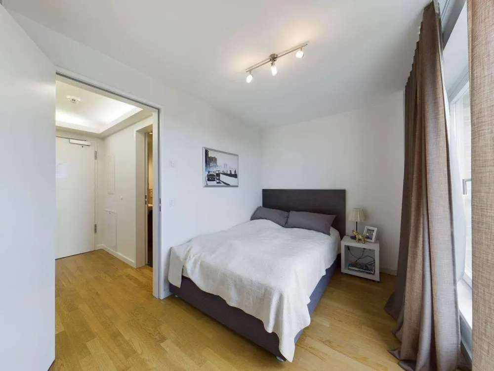 All-Inclusive: Modernes 2-Zimmer-Apartment in Eimsbüttel - stilvoll möbliert | Maxi Bude