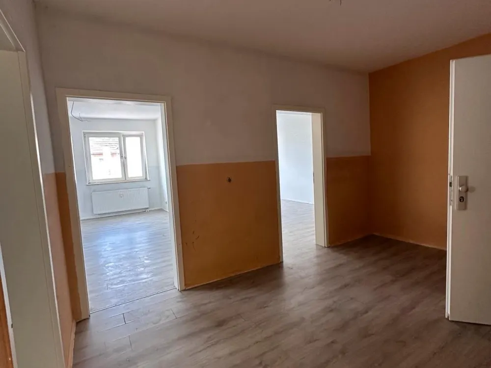 Zwei Zimmer Wohnung zu vermieten.