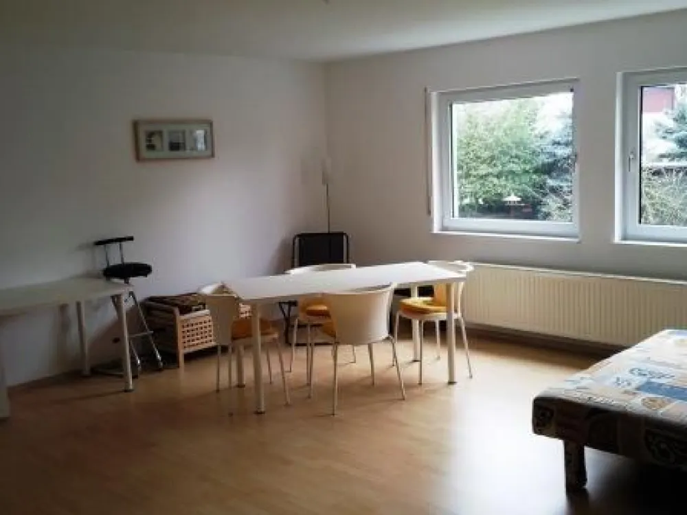 1 Zimmer-Wohnung möbliert nur an Wochenendheimfahrer