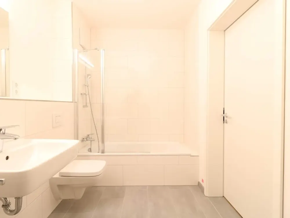 Compact and Special, 54 m² with Large Loggia in Ostend