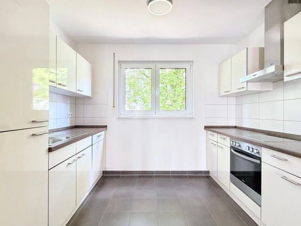 Attraktiv geschnittene 3-Zimmer-Wohnung mit Balkon und EBK - sofort verfügbar!