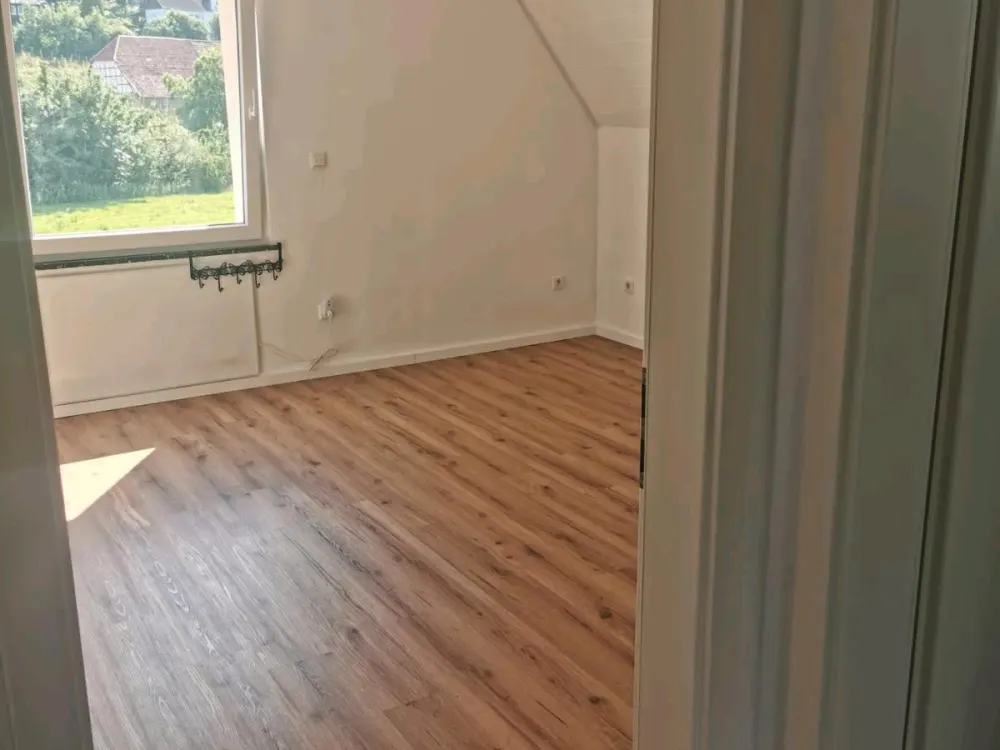 4-Zimmer-Wohnung mit Balkon und Keller