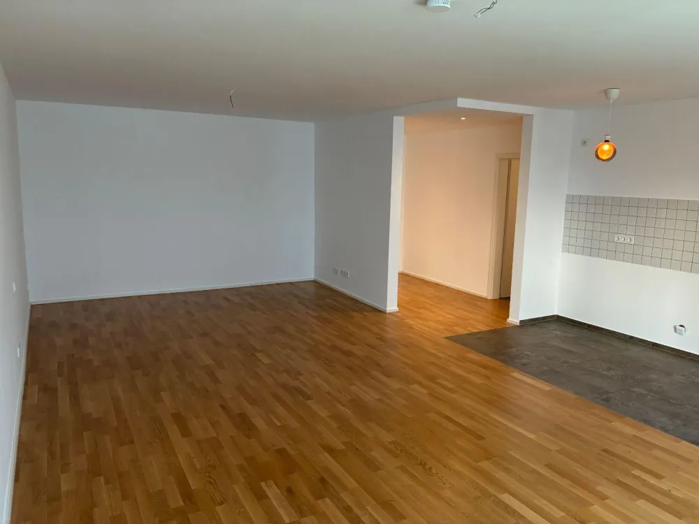 Hochwertiges 1-Zimmer-Apartment mit Balkon und Aufzug in München-Bäckerstraße