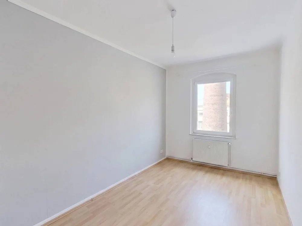 Schöne 3-Zimmer-Altbauwohnung mit Tageslichtbad in Gibitzenhof