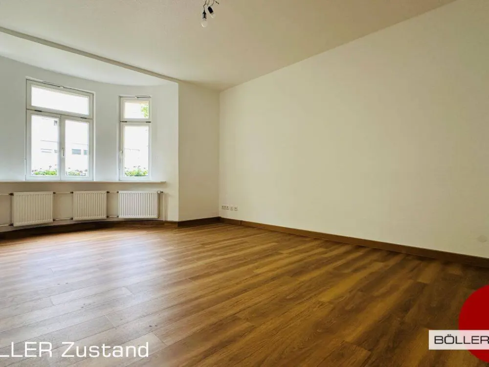 Südstadtflair! Schöne 3,5-Zi. Altbauwohnung im Erstbezug mit Einbauküche & Balkon!