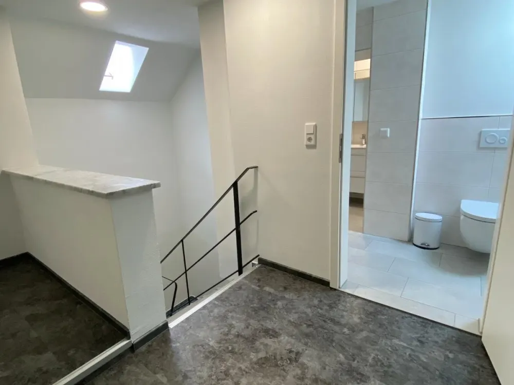 Schöne 3-Zimmer-Maisonette-Wohnung mit Einbauküche