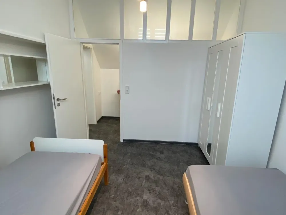 Schöne 3-Zimmer-Maisonette-Wohnung mit Einbauküche