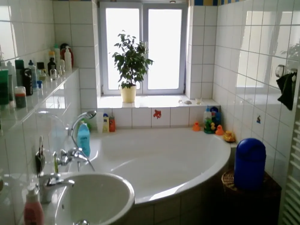 DD-Blasewitz well-maintained 2-room terrace apartment with garden and fitted kitchen