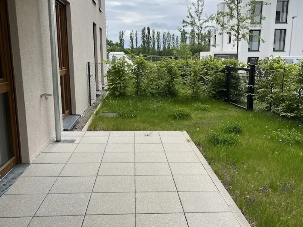 Moderne 2-Zimmer-Neubauwohnung mit Terrasse und Garten im Zweitbezug!