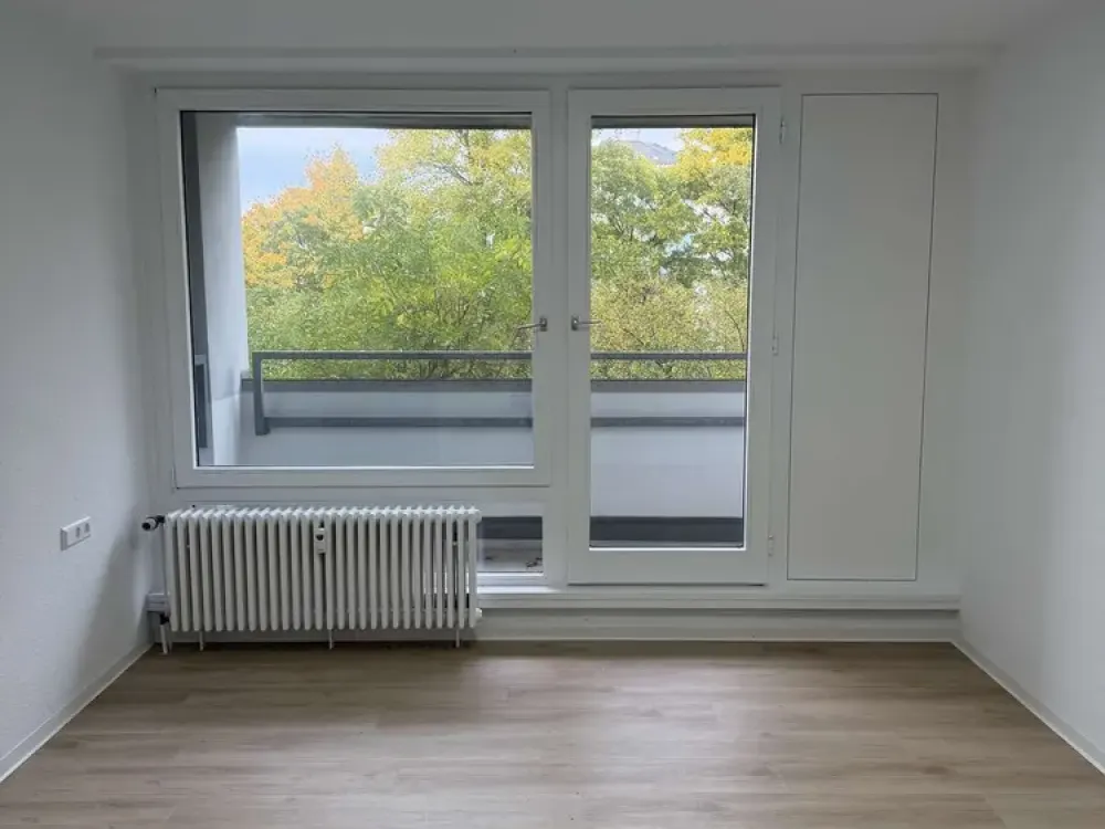 Gepflegte 2,5-Zimmer-Wohnung mit Loggia