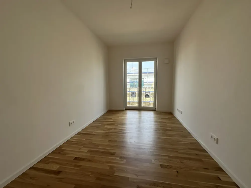 **Erstbezug** Große 3-Raum-Wohnung mit Balkon in Dresden-Friedrichstadt