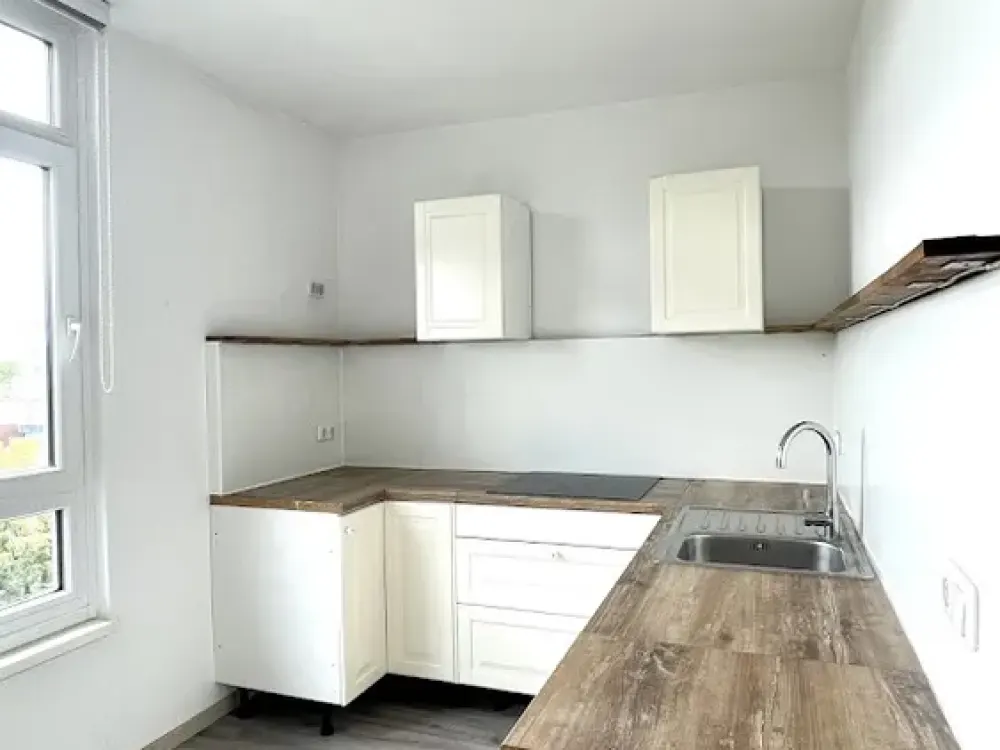 Exklusives 1-Zimmerwohnung mit Balkon in begehrter Lage Berlin-Gropiusstadt