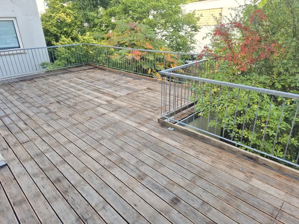 Frisch renovierter Altbau an den Wallanlagen mit eigener 39 m² Terrasse