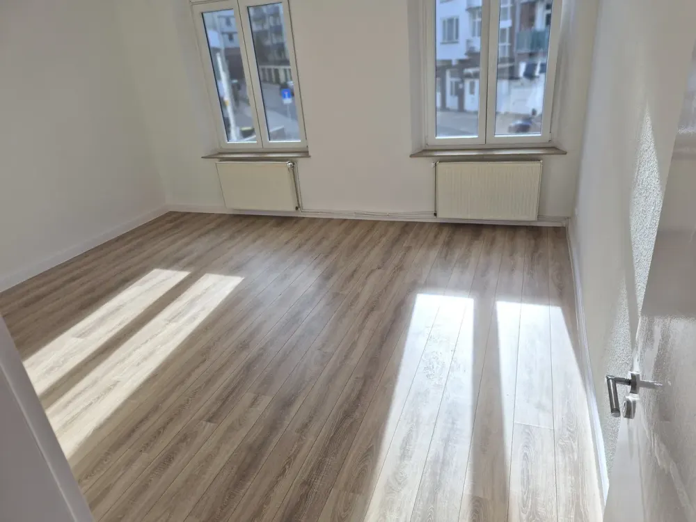 Frisch renovierter Altbau an den Wallanlagen mit eigener 39 m² Terrasse