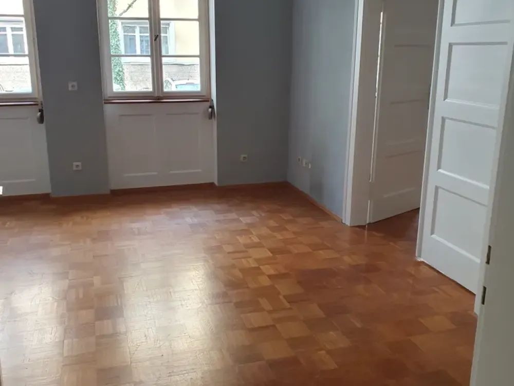 Spacious 4-Room Apartment in Karlsruhe