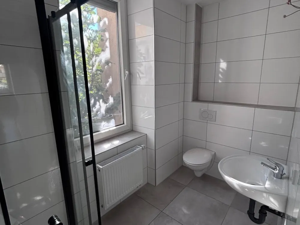mütliche 1,5-Zimmer-Wohnung im EG, Neunkirchen, frisch renoviert