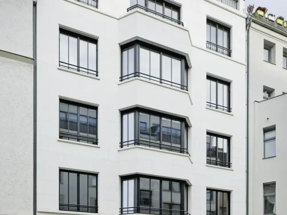 Exklusive 3-Zimmer-Wohnung mit Loggia in der Linienstraße 72 | Berlin-Mitte