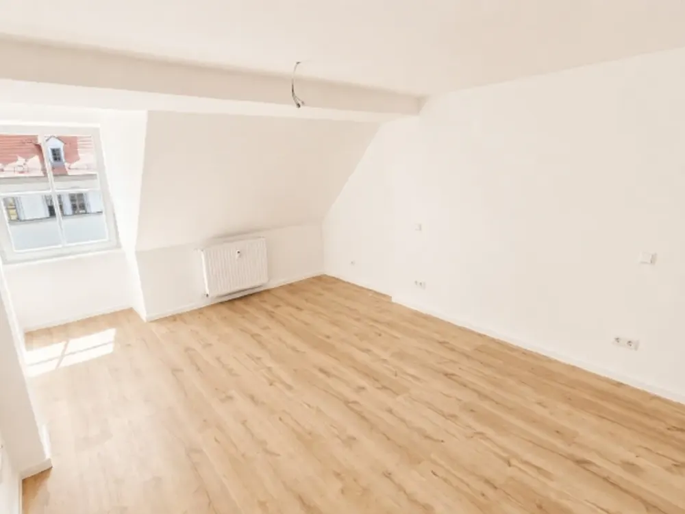 Stylish Attic Apartment in Prime Location, 4 Rooms at Erfurter Anger