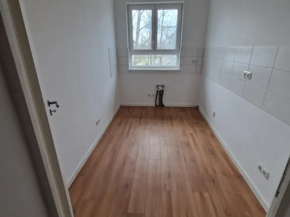 Helle 2-Zimmer-Wohnung mit Balkon und Tageslichtbad in Berlin-Spandau