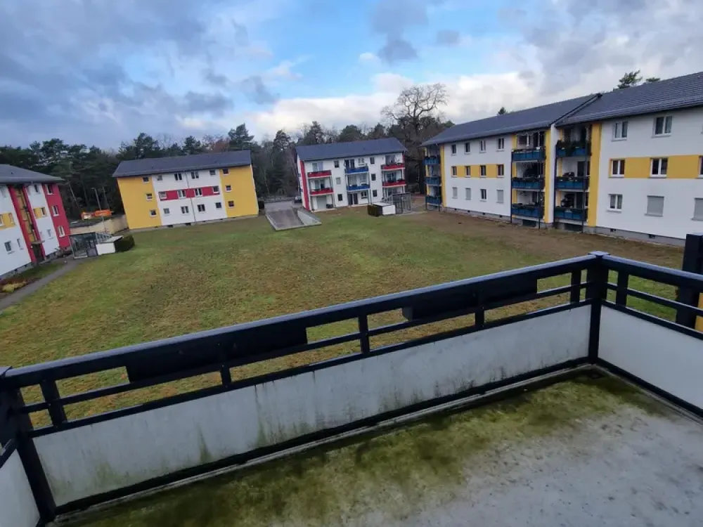 Helle 2-Zimmer-Wohnung mit Balkon und Tageslichtbad in Berlin-Spandau