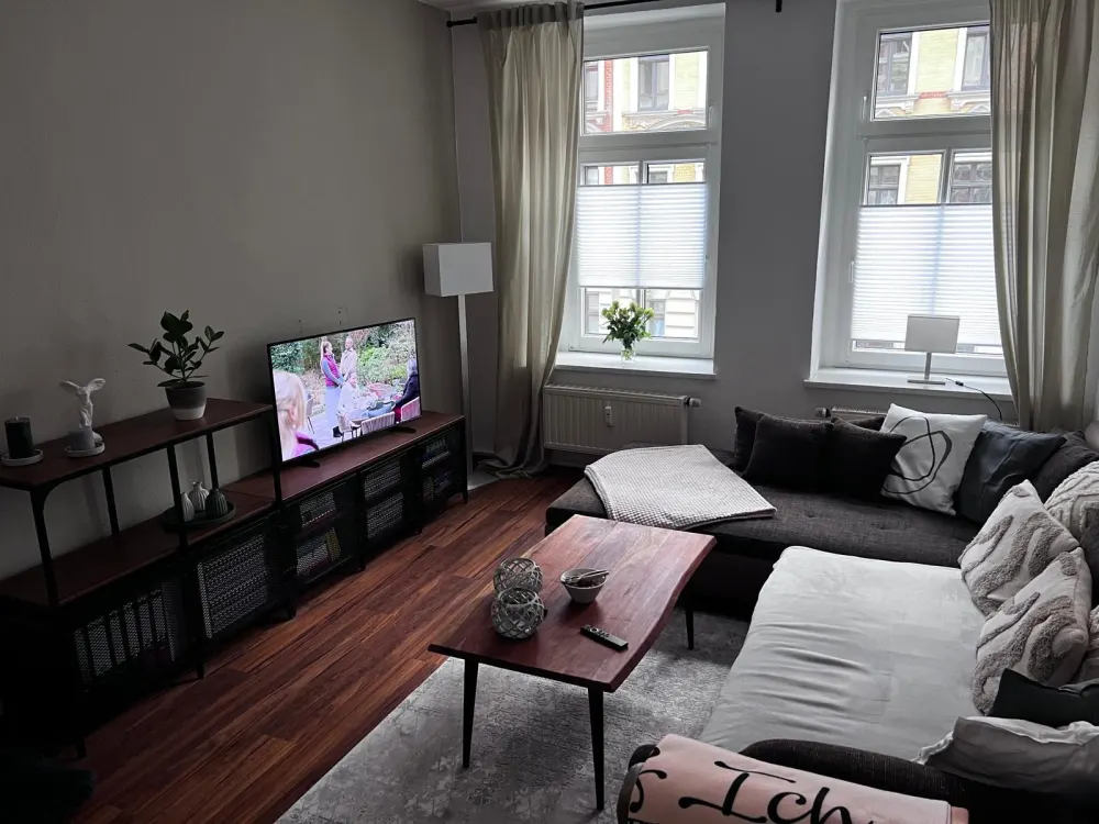Schöne 2 Raum Wohnung in Leipzig ab November frei. Teilmöbliert