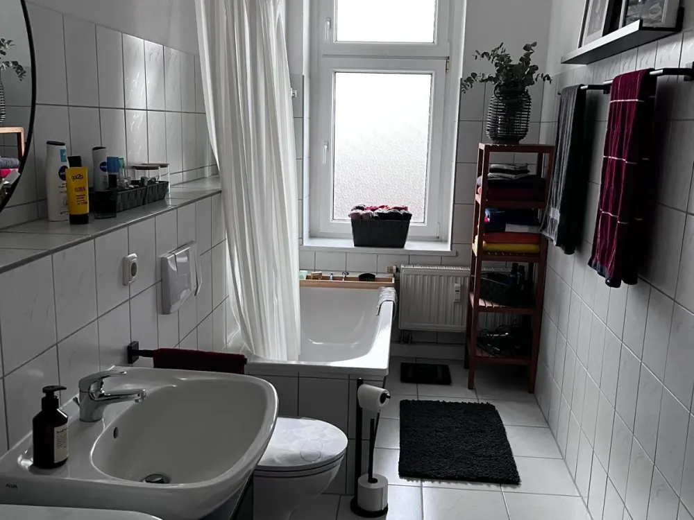 Schöne 2 Raum Wohnung in Leipzig ab November frei. Teilmöbliert