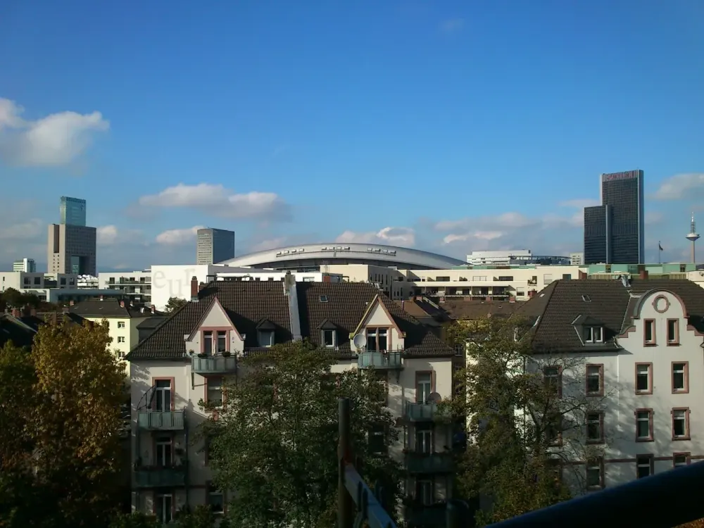 4 Zimmer Penthousewohnung vollmöbliert mit Kamin