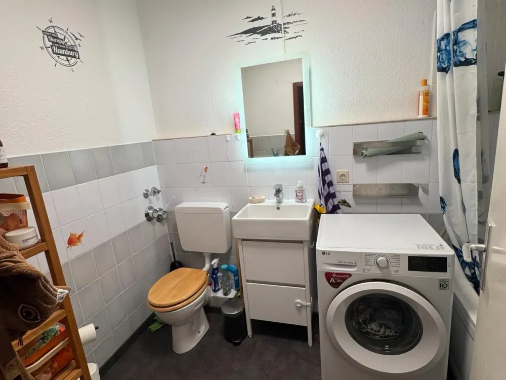 NUR SAGA !!!!!! Tauschwohnung 2,5 gegen größere.