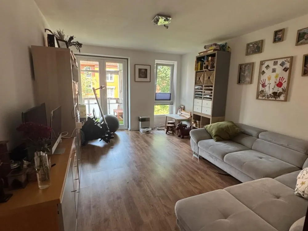 NUR SAGA !!!!!! Tauschwohnung 2,5 gegen größere.