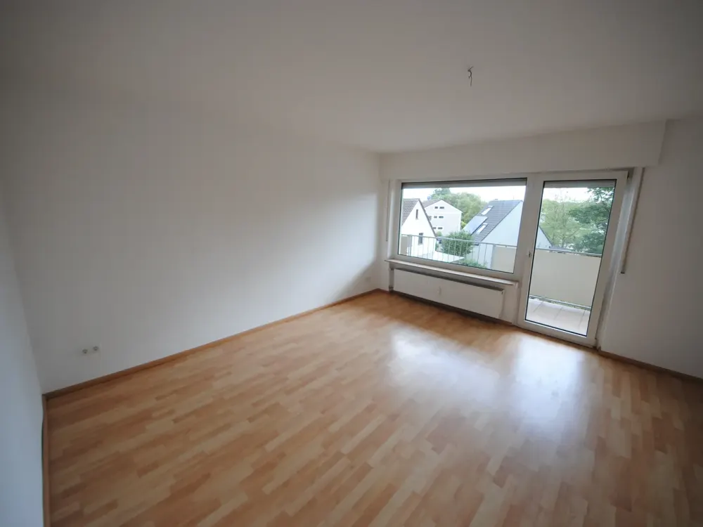 Schöne, Top-sanierte 2,5-Zi.-Whg. (65qm) mit Balkon in Mühlheim a./M. nähe Polizeischule