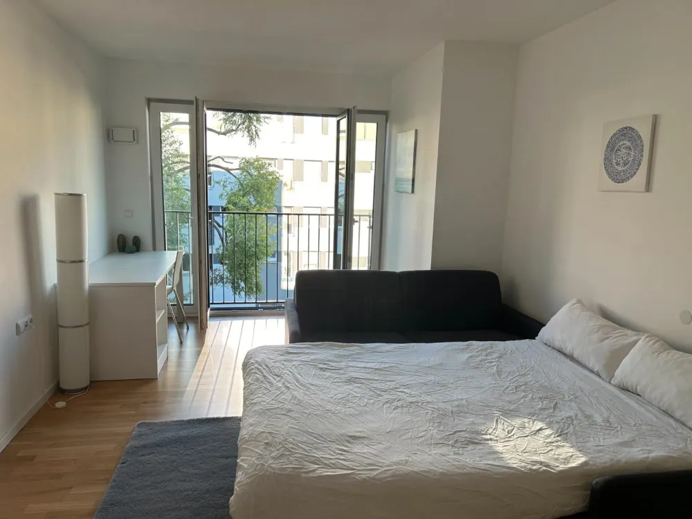 Exklusive, voll ausgestattete 1-Zimmer-Wohnung in Charlottenburg