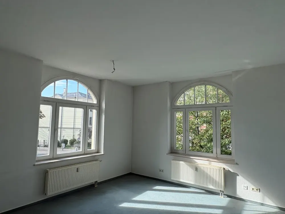 Bright Apartment with Balcony in Renovated Old Building