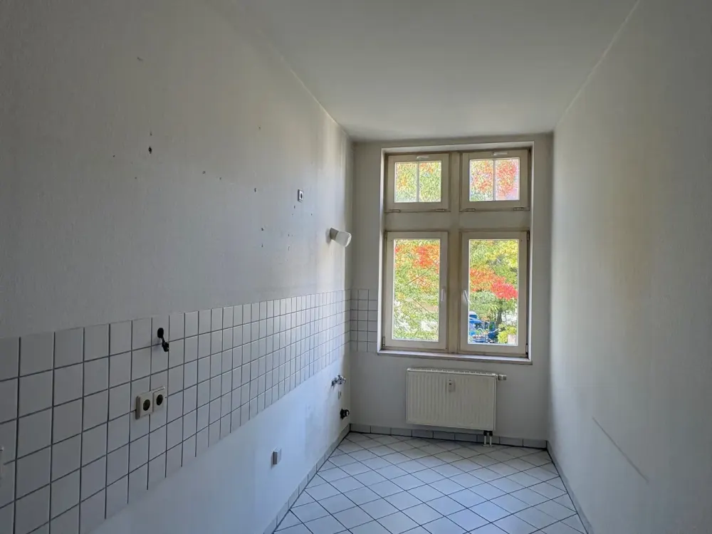 Bright Apartment with Balcony in Renovated Old Building