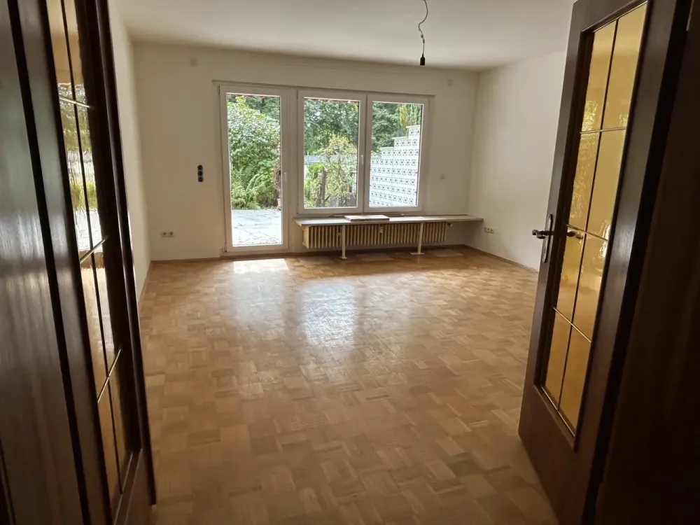 3 Zimmer Wohnung mit Terrasse direkt am Hanauer Schlossgarten