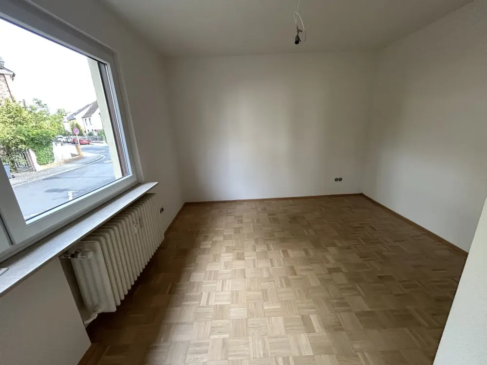3 Zimmer Wohnung mit Terrasse direkt am Hanauer Schlossgarten