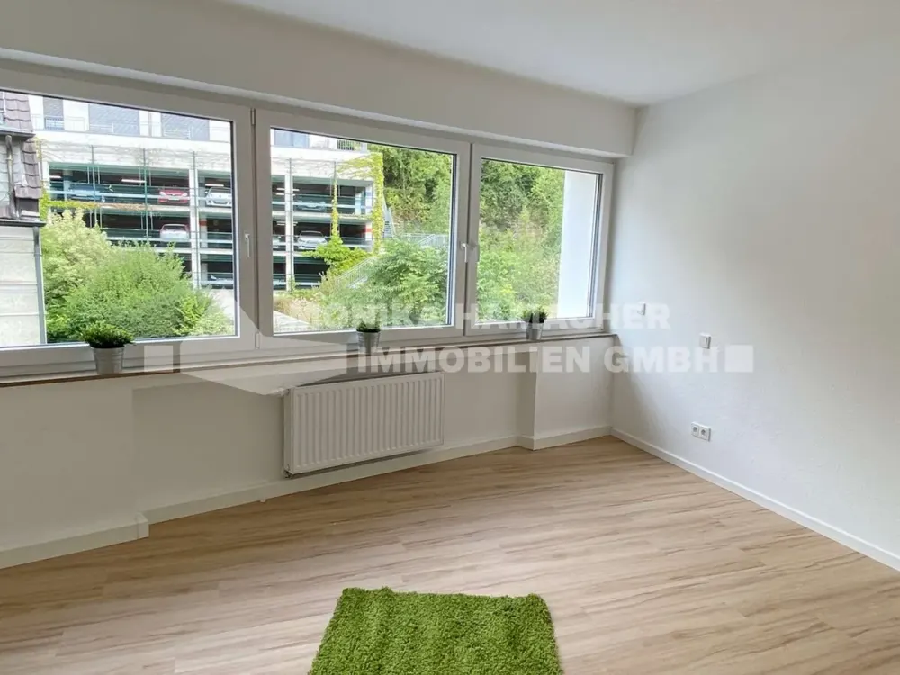Renovierte 3-Zimmer-Wohnung im Herzen von Bergisch Gladbach