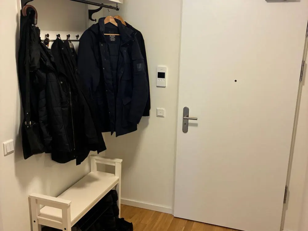 1.5 Zimmer Neubau, hochwertige Ausstattung, neuewertige EBK