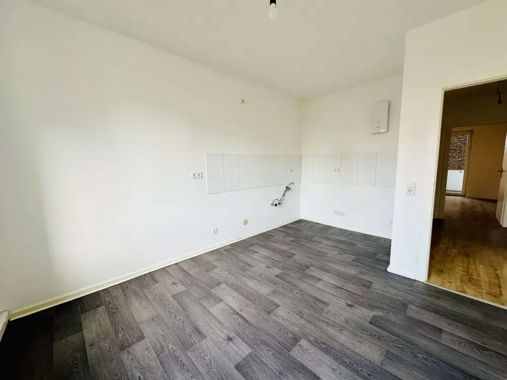 2 Zimmerwohnung mit Balkon in Flingern zu vermieten.
