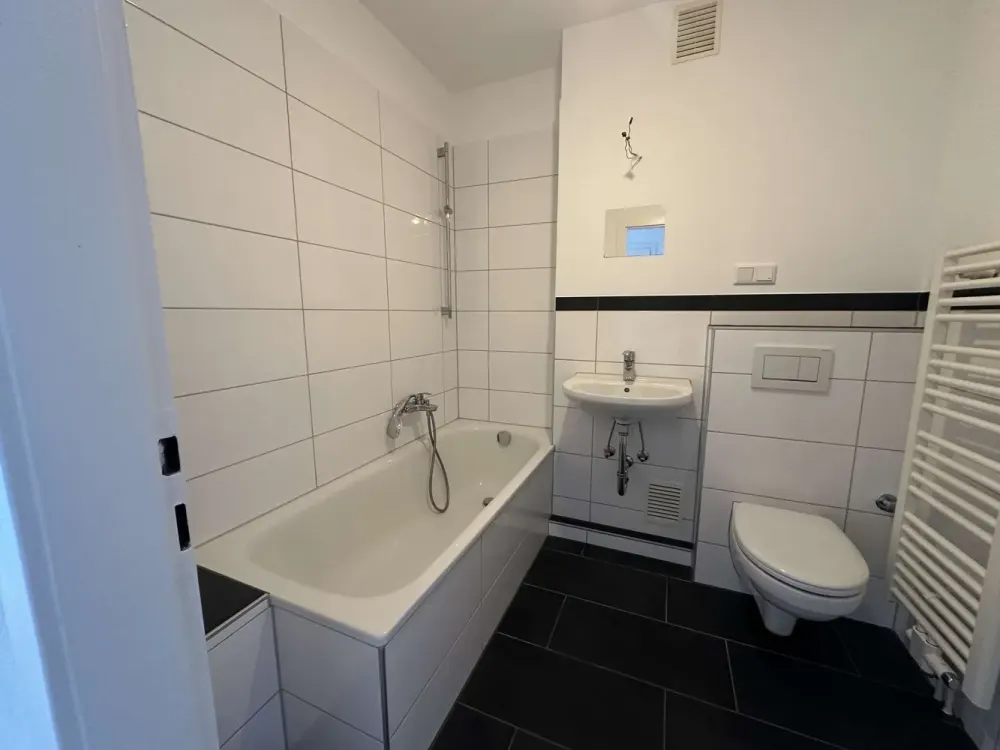 2 Zimmerwohnung mit Balkon in Flingern zu vermieten.