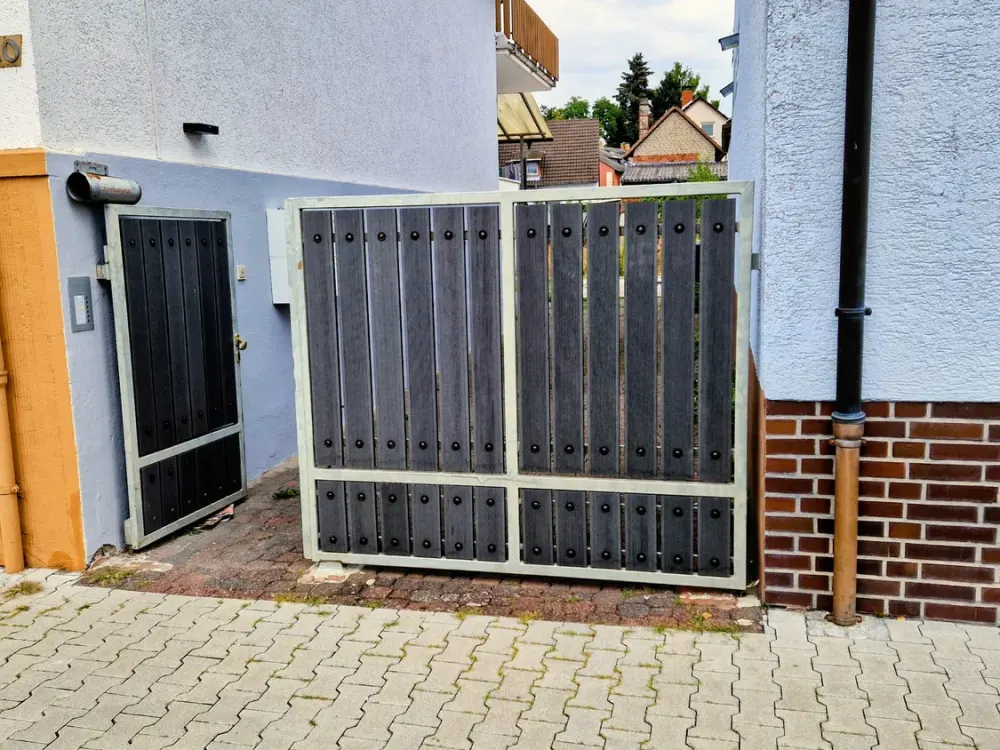 Schöne Single Wohnung mit eigenem Eingang