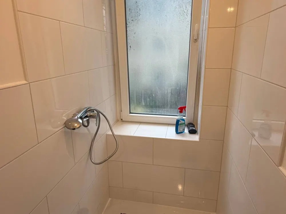 Spacious 4-Room Apartment for Students (Ground Floor Suitable) or Families Holländische Straße