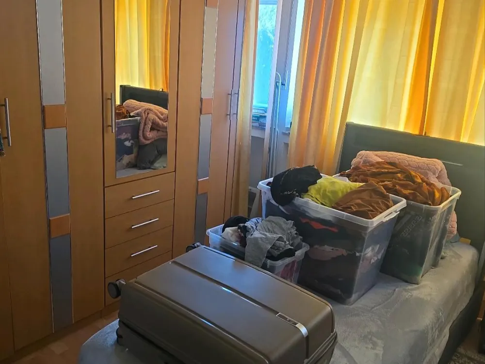ich suche ein nach mitter ein zimmer wohnung frei haben wir